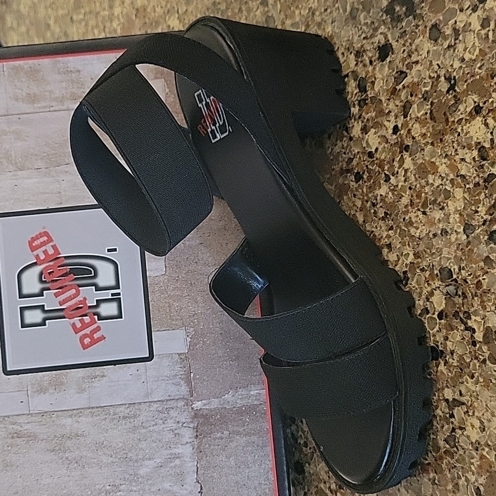 💋Stylish Sandals👡 - Picture 3 of 5